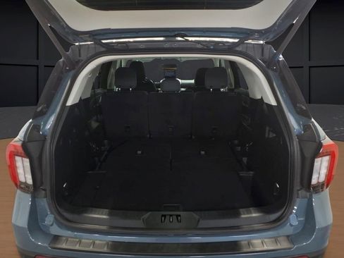 Certified 2025 Ford Explorer Active AWD/4WD image 26