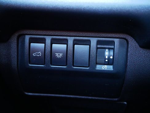 Used 2023 Subaru Ascent Limited w/ Technology Package image 25