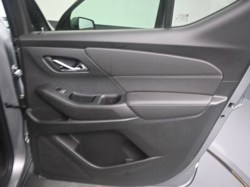 Used 2023 Chevrolet Traverse LT w/ Rear Camera Mirror Package AWD/4WD image 15