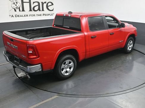 Used 2025 RAM 1500 Big Horn AWD/4WD image 41