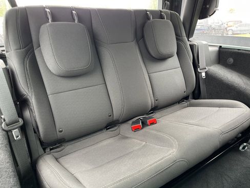 Used 2023 Jeep Wrangler Sport image 28