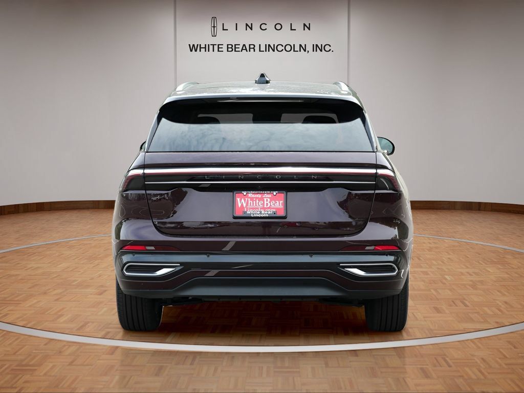 Used 2024 Lincoln Nautilus Reserve w/ Equipment Group 202A AWD/4WD image 6