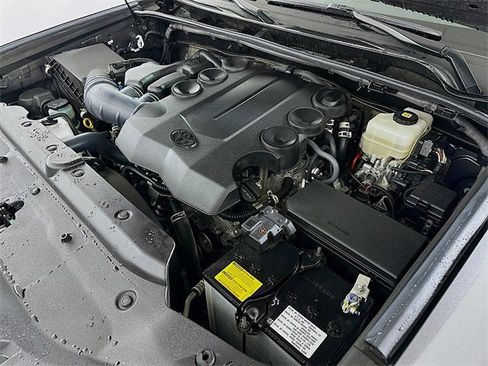 Used 2022 Toyota 4Runner TRD Off-Road Premium image 30