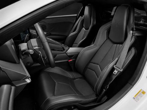 Used 2024 Chevrolet Corvette Stingray Coupe w/ 1LT RWD image 9