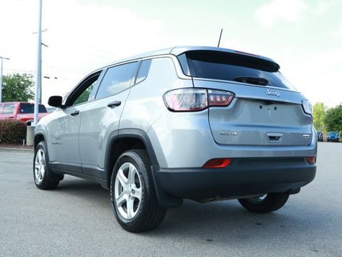 Used 2023 Jeep Compass Sport image 8