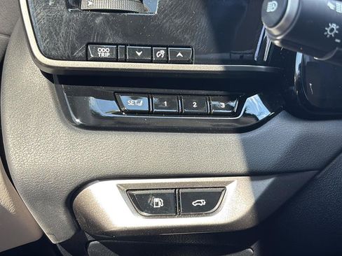 Used 2023 Lexus RX 350 w/ Accessory Package (Z1) image 34