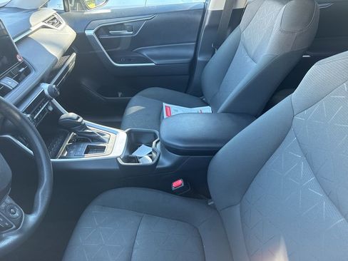 Used 2024 Toyota RAV4 XLE image 7