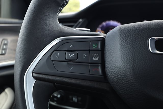 New 2027 Jeep Grand Cherokee Limited RWD image 13
