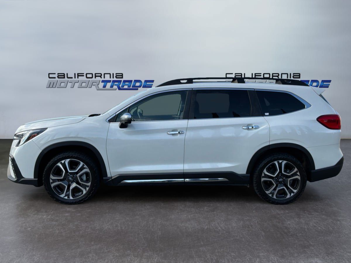 Used 2023 Subaru Ascent Touring AWD/4WD image 8