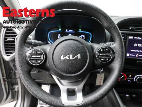 Used 2024 Kia Soul LX w/ Option Group 015 image 10