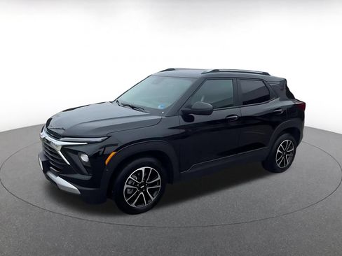Used 2025 Chevrolet TrailBlazer LT FWD image 8