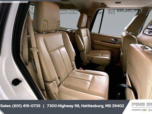 Used 2017 Ford Expedition Limited w/ Equipment Group 301A RWD image 20