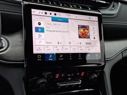 Certified 2023 Jeep Grand Cherokee Overland image 27