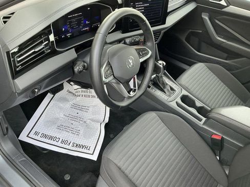 Used 2025 Volkswagen Jetta S image 13