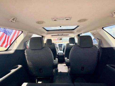 Used 2012 Chevrolet Traverse LT AWD/4WD image 29