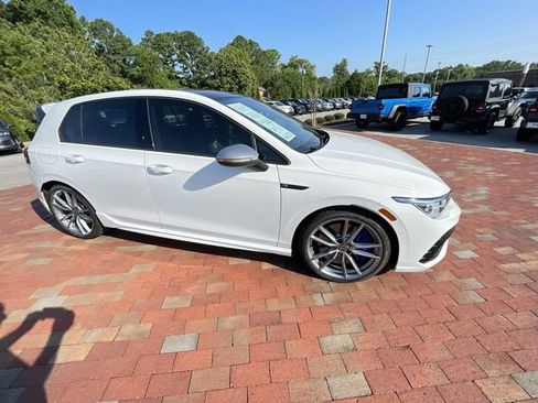 Used 2024 Volkswagen Golf R AWD/4WD image 37