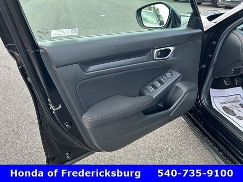 Used 2024 Honda Civic Sport image 9