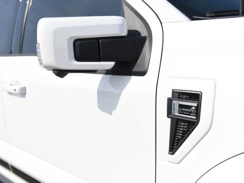 Used 2023 Ford F150 Lariat w/ Equipment Group 502A High AWD/4WD image 6
