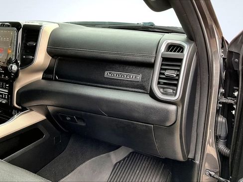 Used 2019 RAM 1500 Laramie image 16