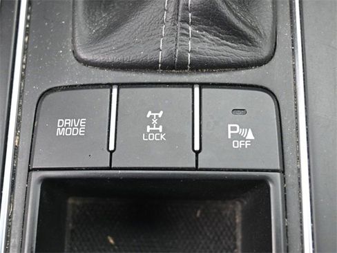 Used 2016 Kia Sorento EX image 24