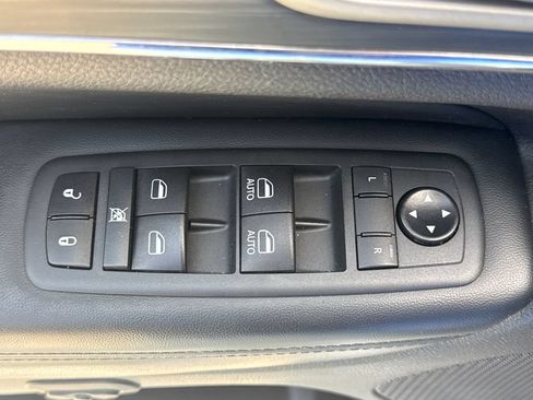 Used 2020 Jeep Grand Cherokee Limited w/ Premium Lighting Group RWD image 14