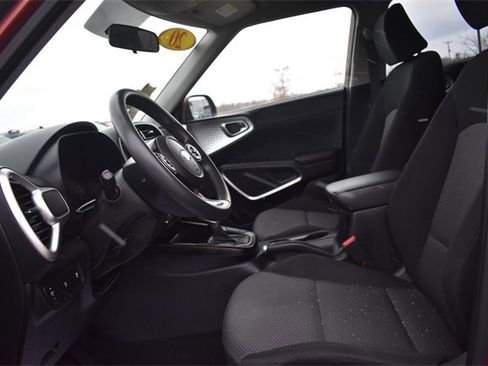 Used 2020 Kia Soul LX image 19