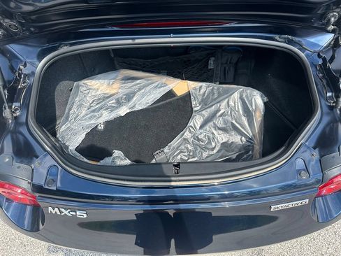 Used 2025 MAZDA MX-5 Miata Club w/ Weather Package RWD image 30