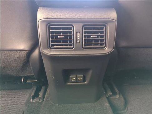 Used 2021 Toyota RAV4 XLE Premium FWD image 17