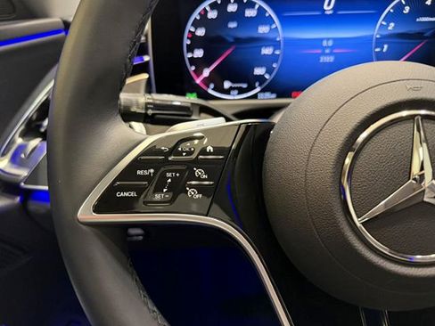 Used 2025 Mercedes-Benz E 350 Sedan image 18
