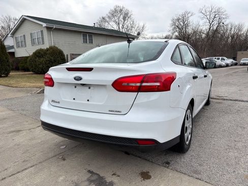 Used 2015 Ford Focus S image 17