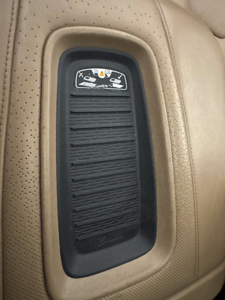 Used 2018 Cadillac Escalade ESV Platinum AWD/4WD image 53