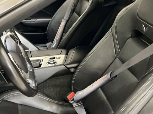 Used 2017 Chevrolet Corvette Stingray Coupe w/ 2LT Preferred Equipment Group image 21