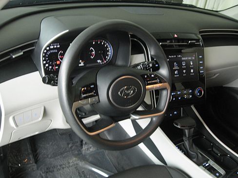 Used 2023 Hyundai Tucson SEL image 8
