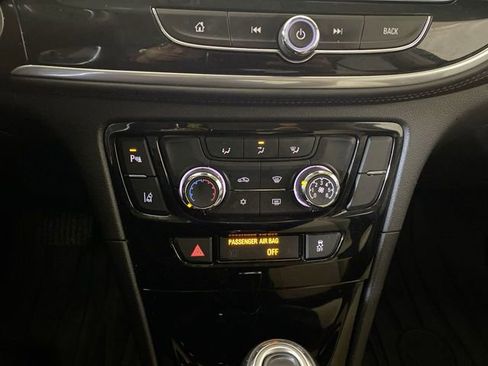 Used 2021 Buick Encore Preferred w/ Safety Package II AWD/4WD image 42