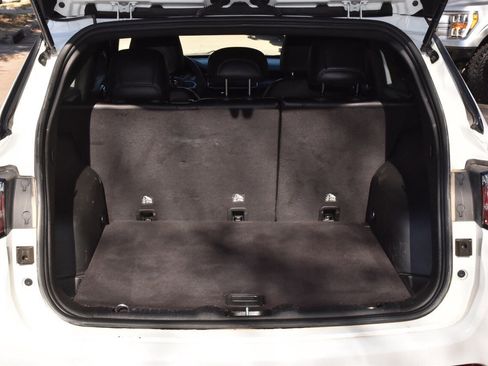 Used 2024 Jeep Compass Latitude w/ Altitude Special Edition image 34