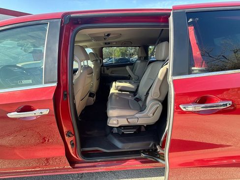 Used 2023 Honda Odyssey Touring image 25
