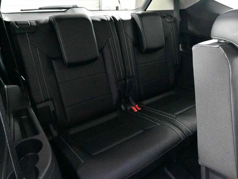 Certified 2022 Volkswagen Atlas SE w/ Panoramic Sunroof Package FWD image 14