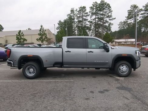 New 2026 GMC Sierra 3500 Pro image 4