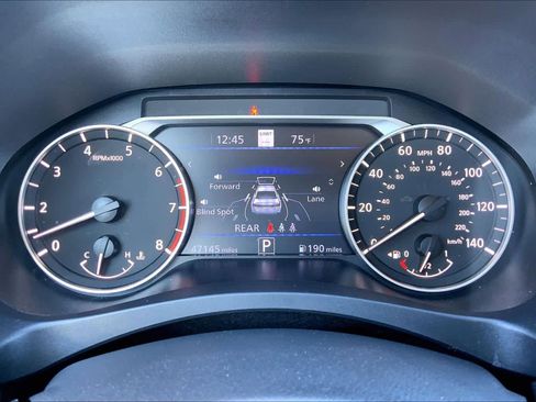 Used 2024 Nissan Altima 2.5 SV w/ SV Premium Package image 25