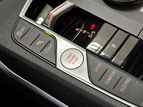 New 2026 BMW 330i Sedan w/ Premium Package image 28