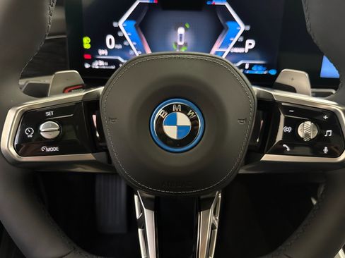 New 2026 BMW 750e xDrive w/ Premium Package AWD/4WD image 15