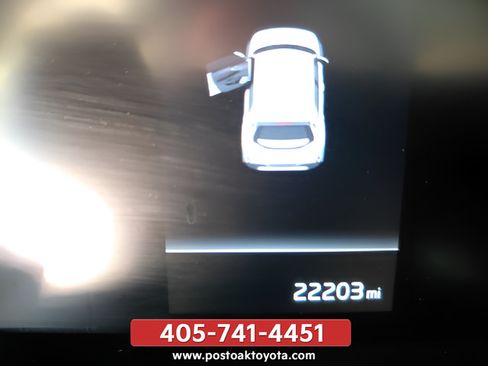 Used 2025 Kia Soul LX w/ LX Technology Package FWD image 17