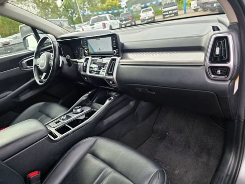 Used 2022 Kia Sorento EX FWD image 27