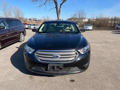 Used 2014 Ford Taurus SEL w/ Equipment Group 201A image 2