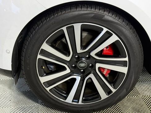 Certified 2023 Land Rover Range Rover SE AWD/4WD image 14