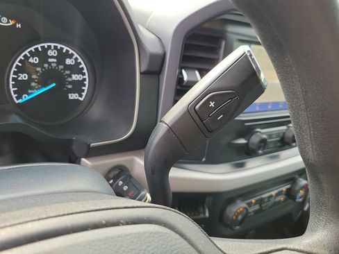 Used 2023 Ford F150 XLT AWD/4WD image 32