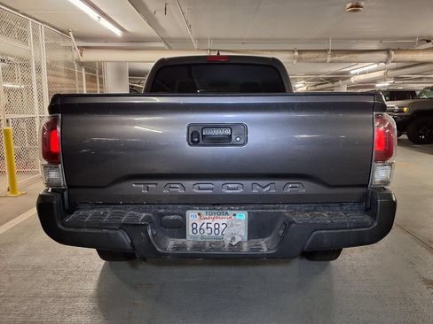 Used 2018 Toyota Tacoma SR RWD image 16