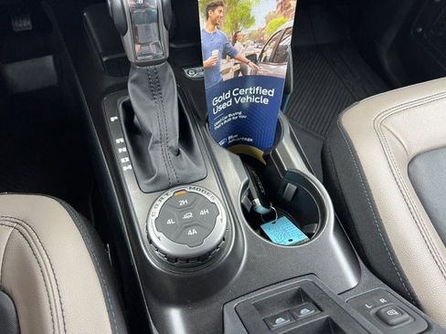 Certified 2022 Ford Bronco Wildtrak image 13