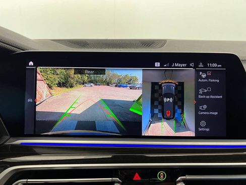 Used 2020 BMW X7 M50i w/ Executive Package image 20