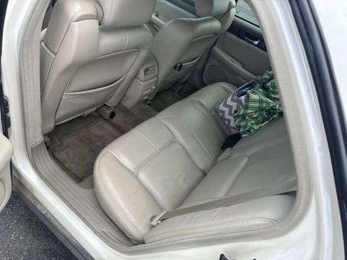Used 2001 Cadillac Seville SLS FWD image 14